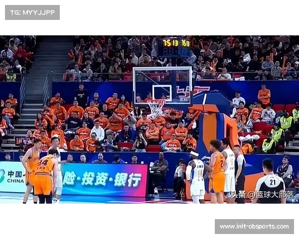 翟晓川半场压哨三分，北京一度领先上海